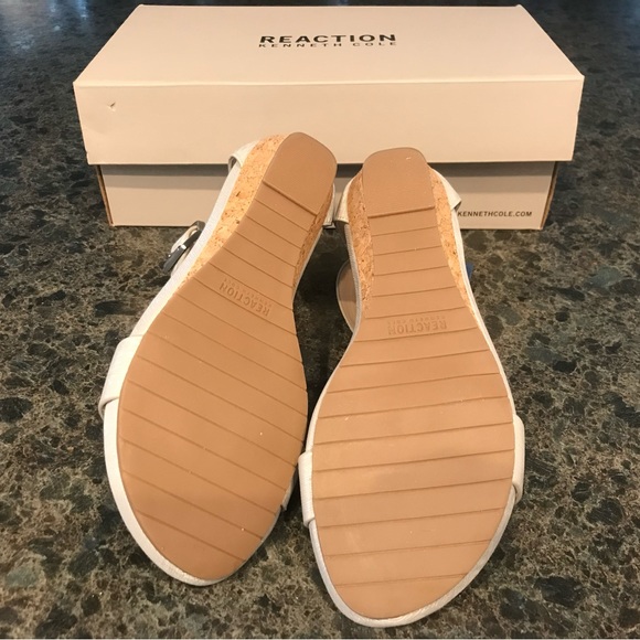 Kenneth Cole Sandals New - Picture 3 of 5